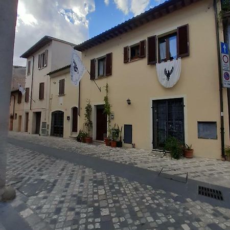 B&B La Casa Di Alice Foligno Exteriér fotografie
