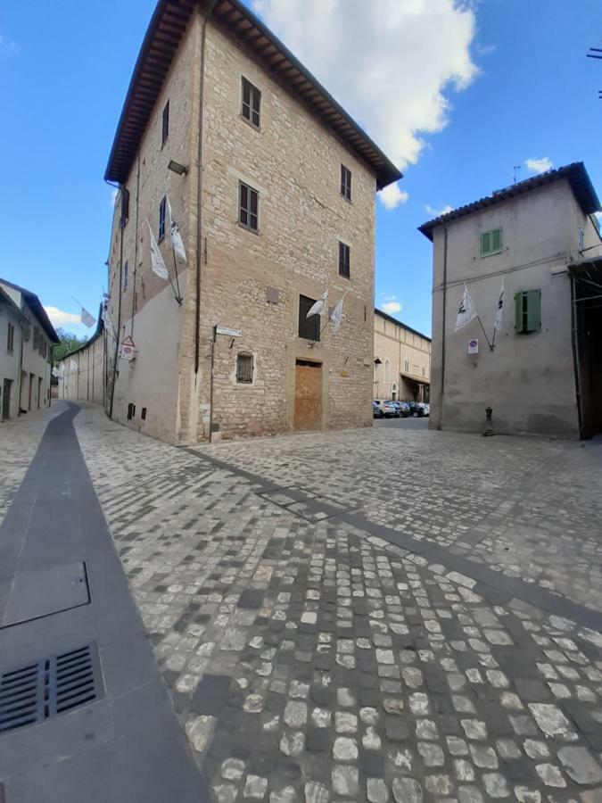 B&B La Casa Di Alice Foligno Exteriér fotografie