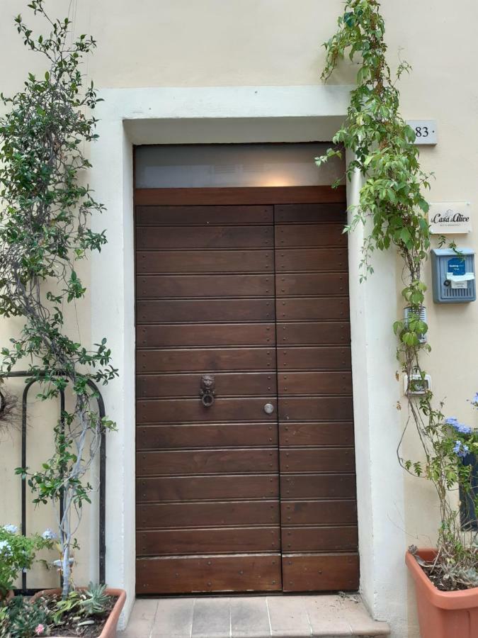 B&B La Casa Di Alice Foligno Exteriér fotografie